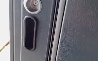 эксцентрик для металлической входной двери